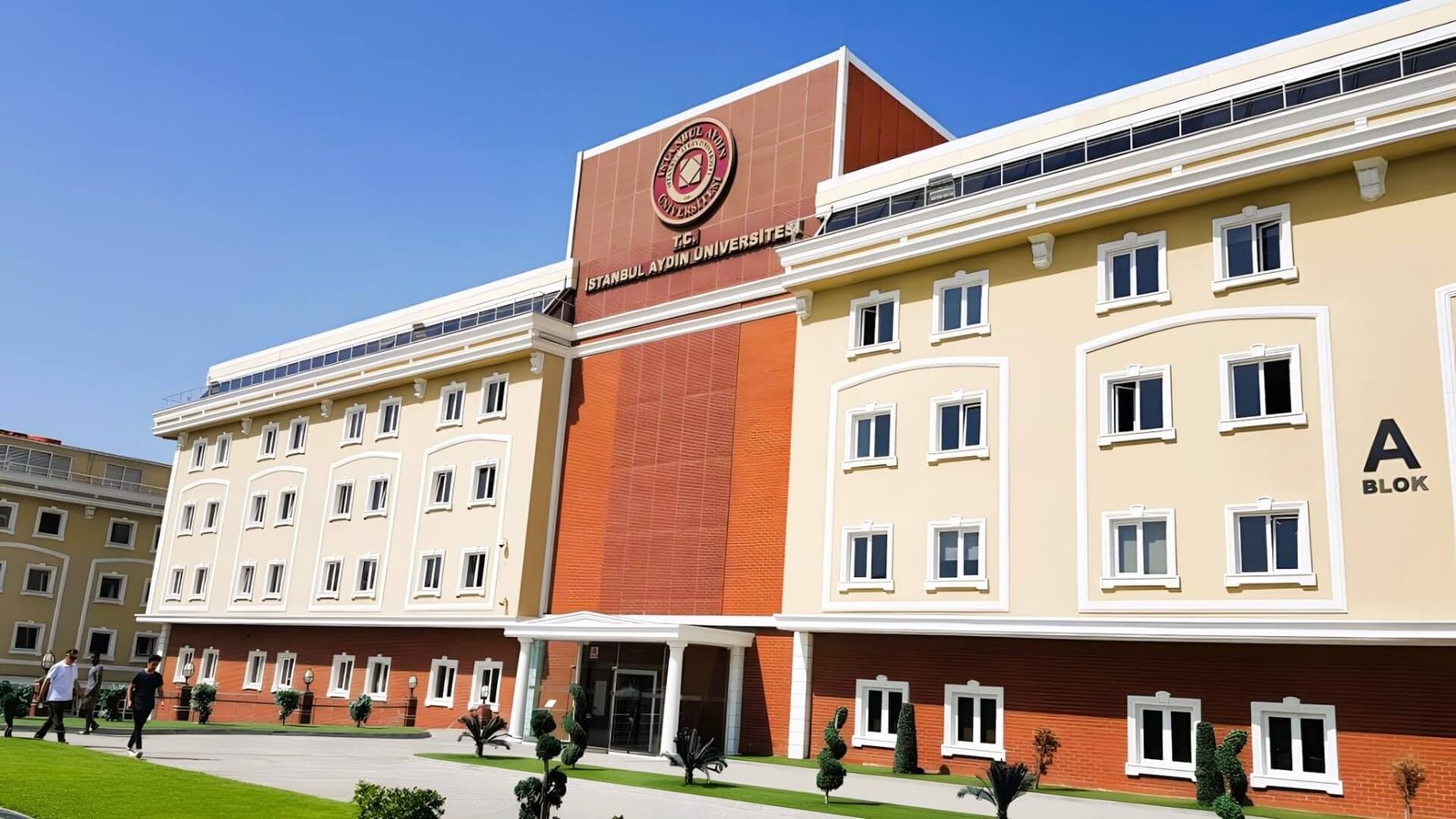 İstanbul Aydın University