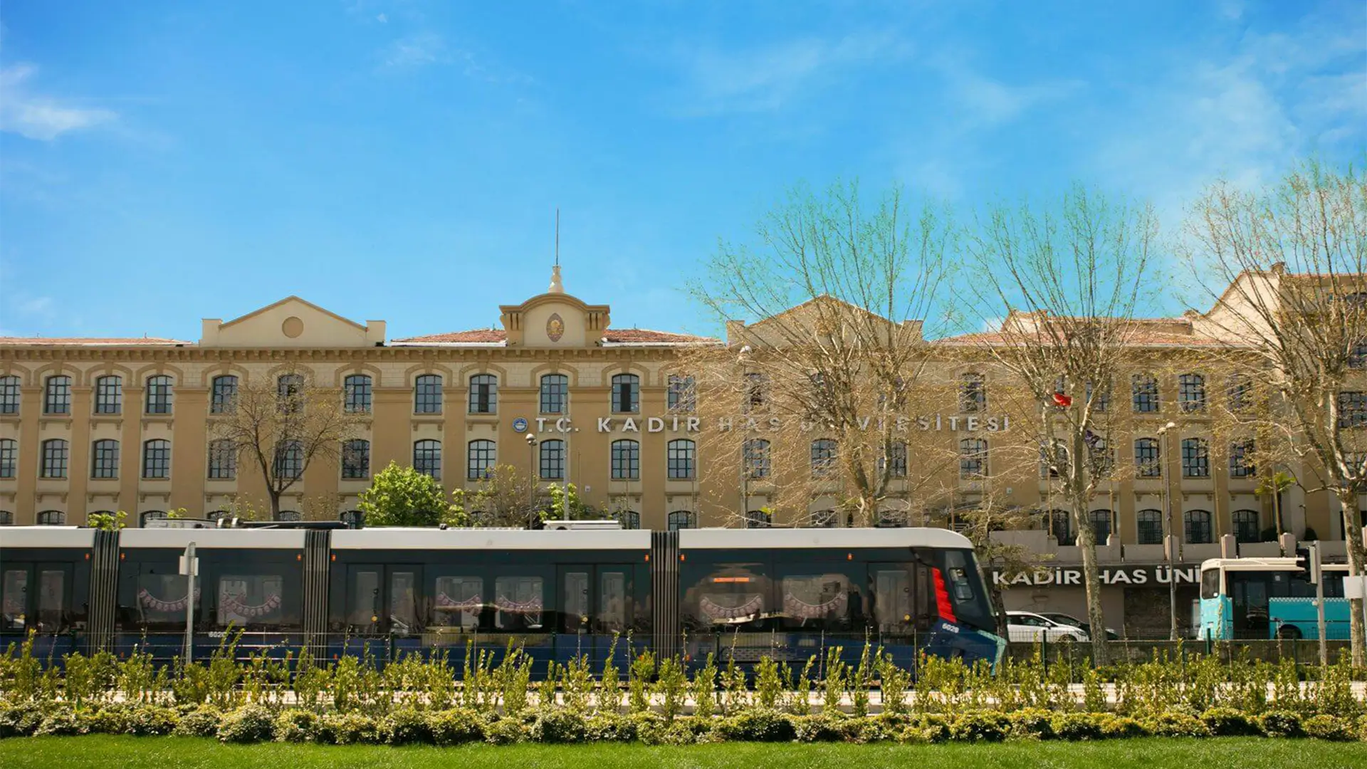 Kadir Has University